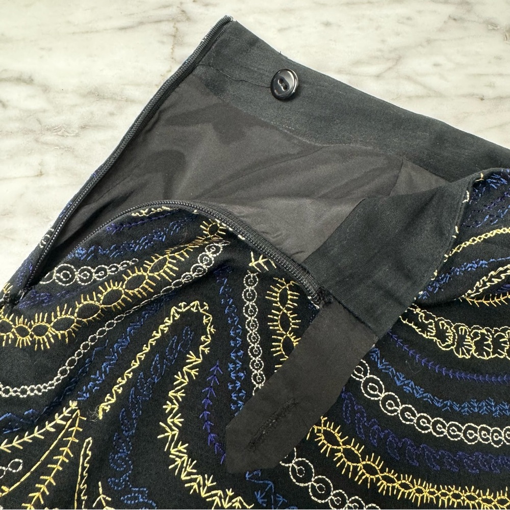 Doncaster Black Embroidered Skirt - Size 12 - Picture 6 of 8